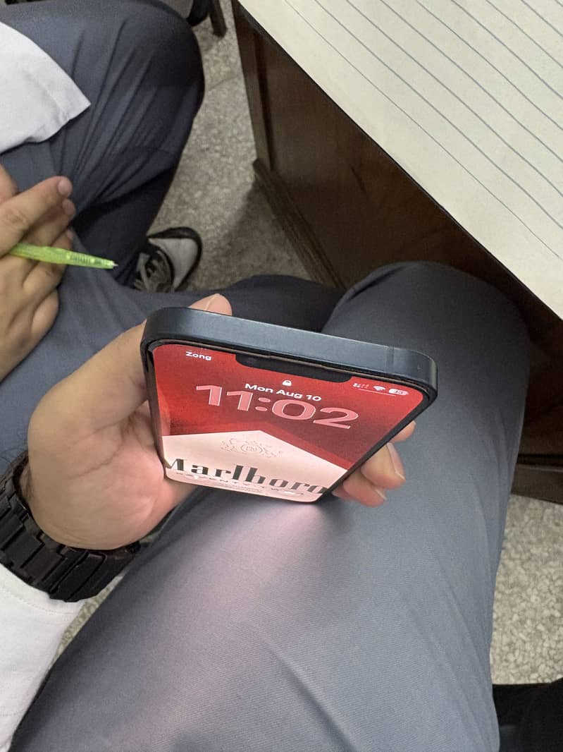 iPhone 13 Approved 3