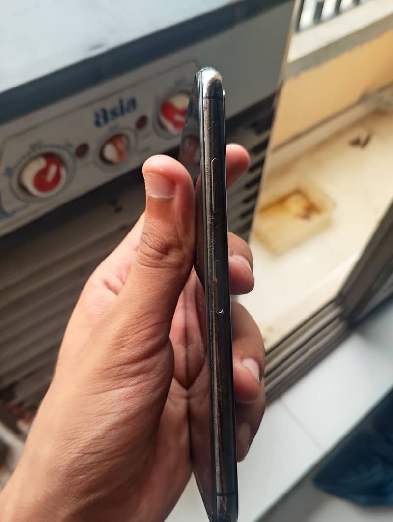 Apple iPhone X 1