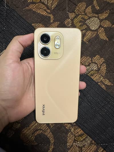 Infinix Smart 9 | 4/128GB | Like New | Golden
