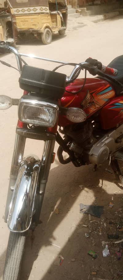 bike ok hai bike ka engine sild hai