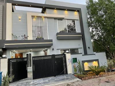 8 Marla House for Sale Bahria Orchard Lahore (Near Park, Masjid & Market)