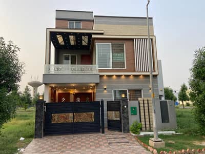 5 Marla Brand New House For Sale in Bahria Orchard Lahore