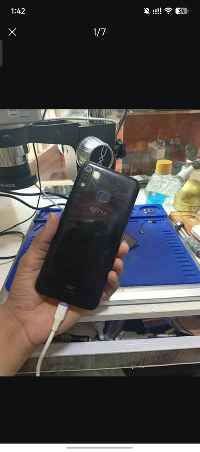 Infinix Hot 8 Lite