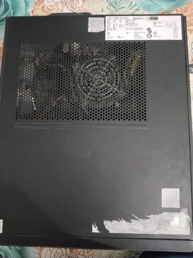 Fujitsu Esprimo E420 3