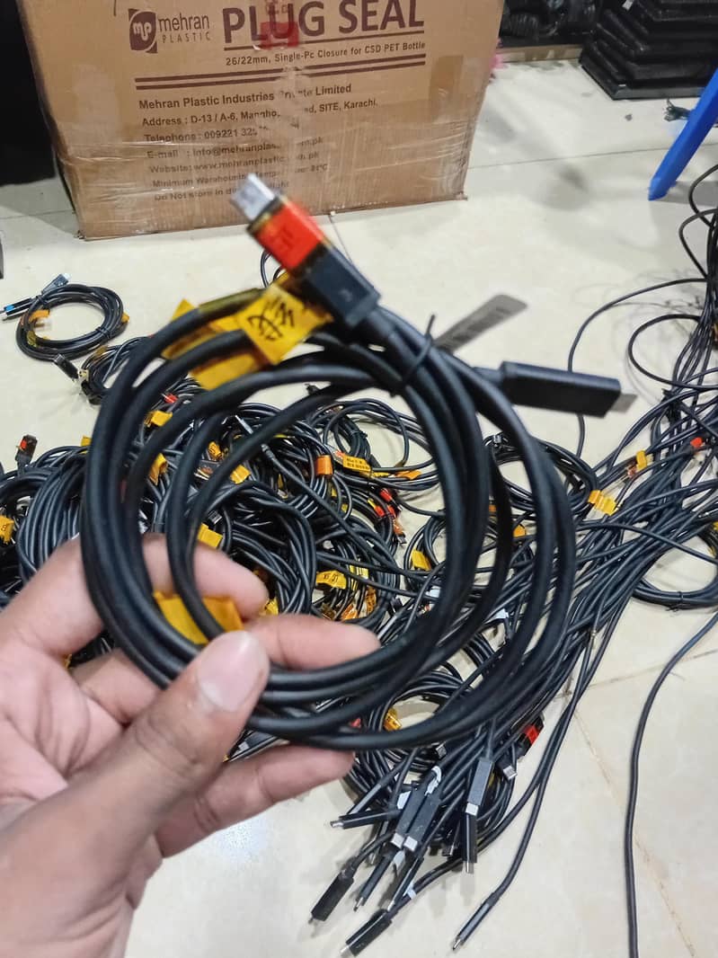 Thunder bolt charging&data trasfer 1
