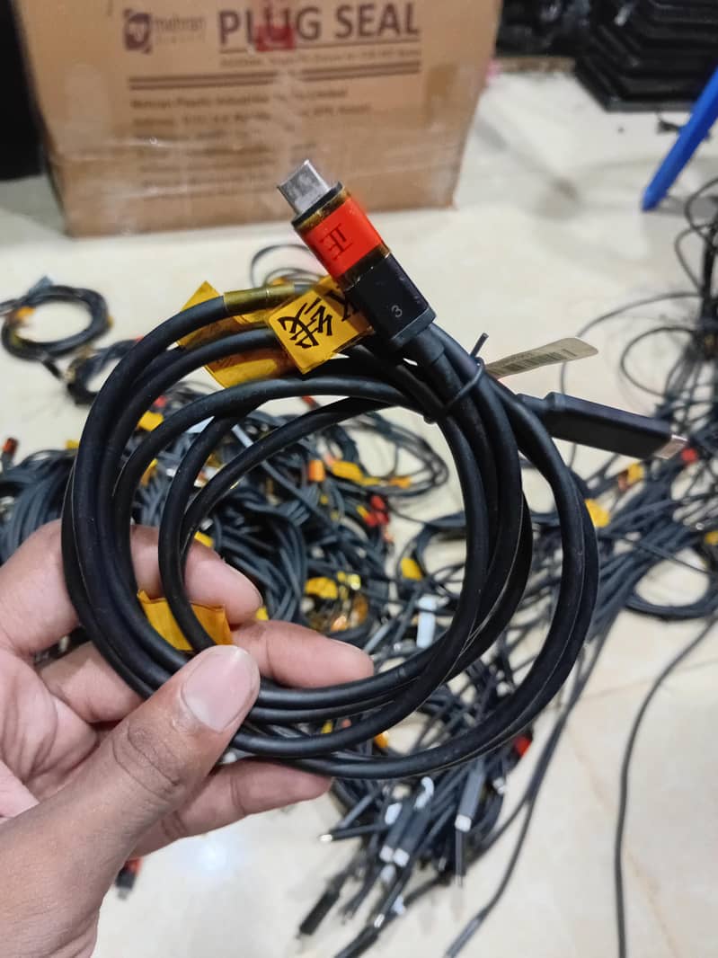 Thunder bolt charging&data trasfer 2