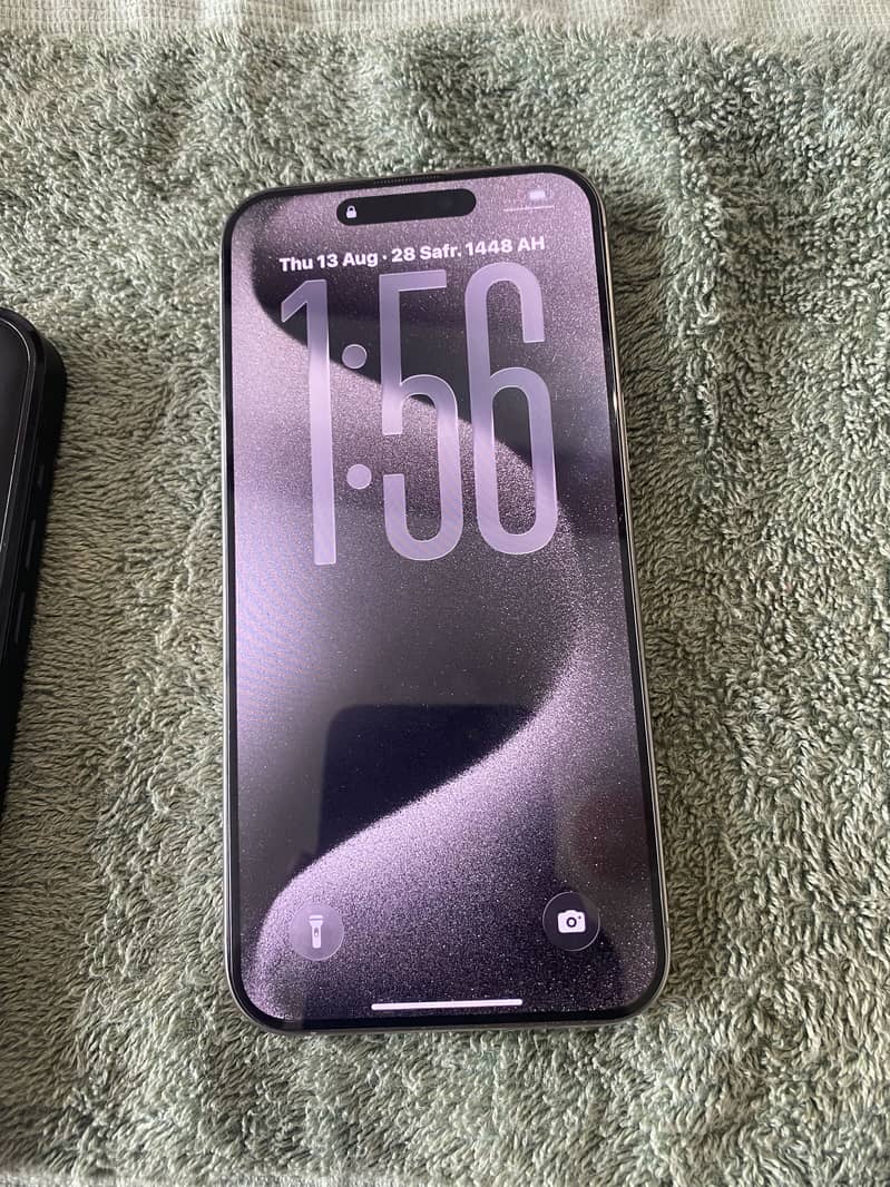 Apple iPhone 15 Pro Max 2