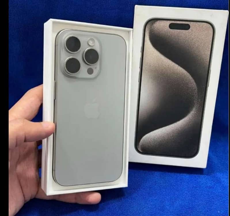 Apple iPhone 15 Pro Max 6