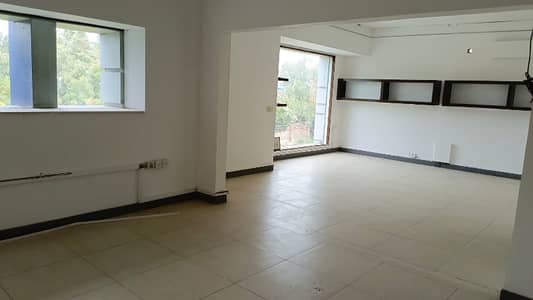 9000 Sq. Ft. Commercial Bungalow / Office For Rent In Clifton Block 4 Ground + 2 Floors | Ideal For Corporate Office, Clinic & Institute