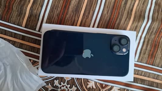 Apple iPhone 13