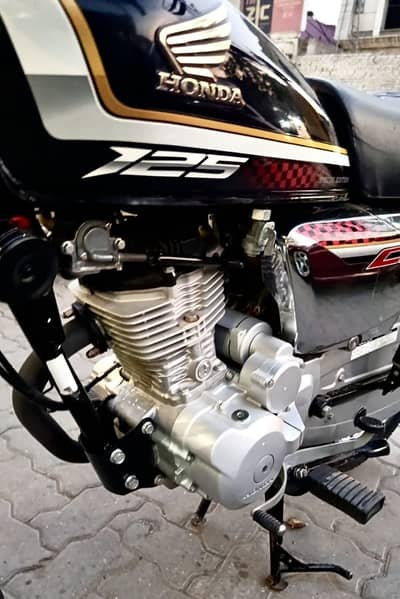 Brand New Honda SE 125 Black Colour 2025