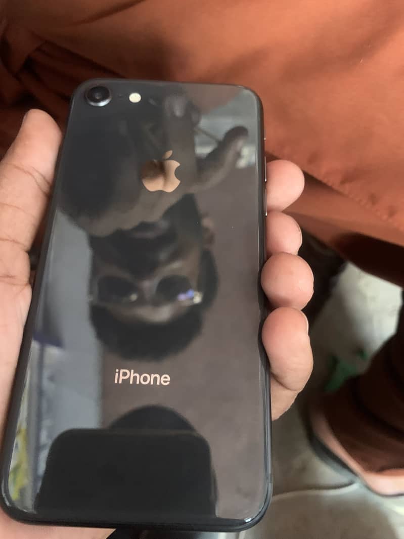 Apple iPhone 8 2