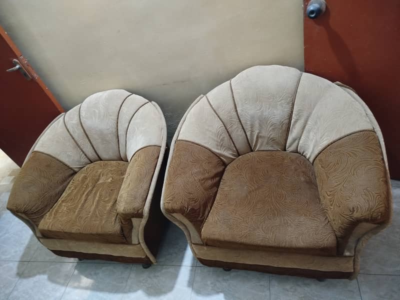 Sofa Set – Good Condition 3