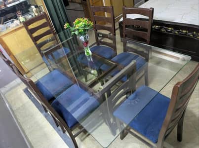 6 seater Dining Table
