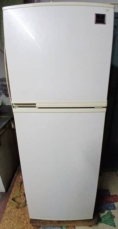 Dawlance Non Frost Refrigerator Fridge Working Condition