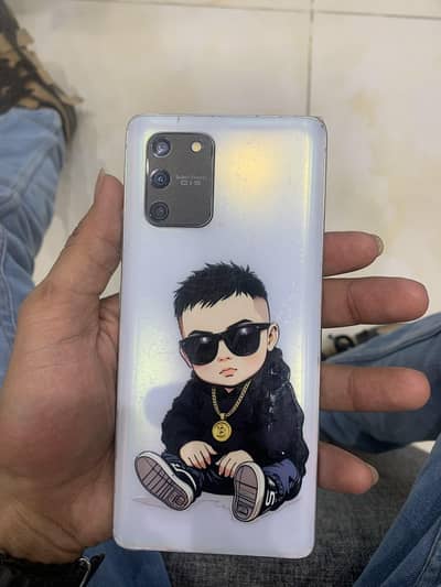condition  9/10  hai ram 8gb rom 128 samsung