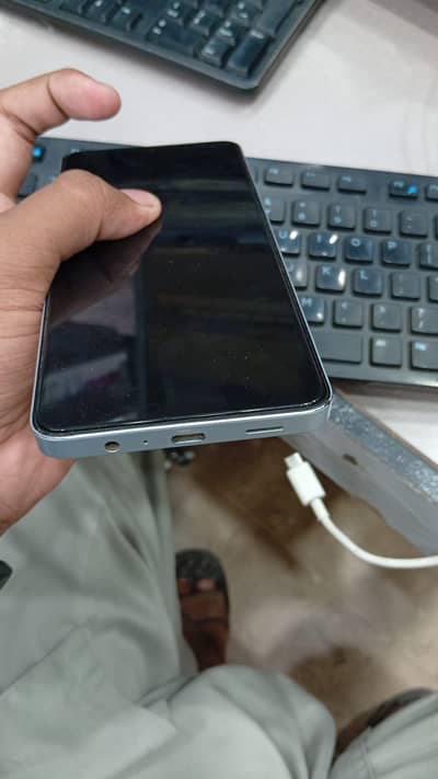 Samsung Mobile A06