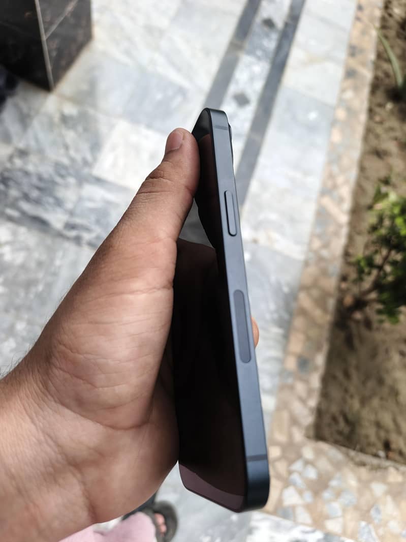 Apple iPhone 14 2
