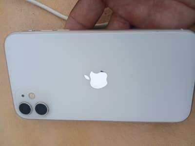 Apple iPhone 11   64bg axchang ho jay ga