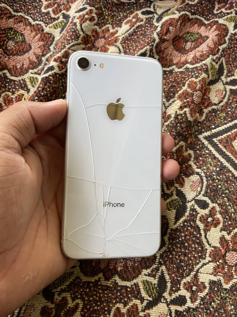 Apple iPhone 8 2