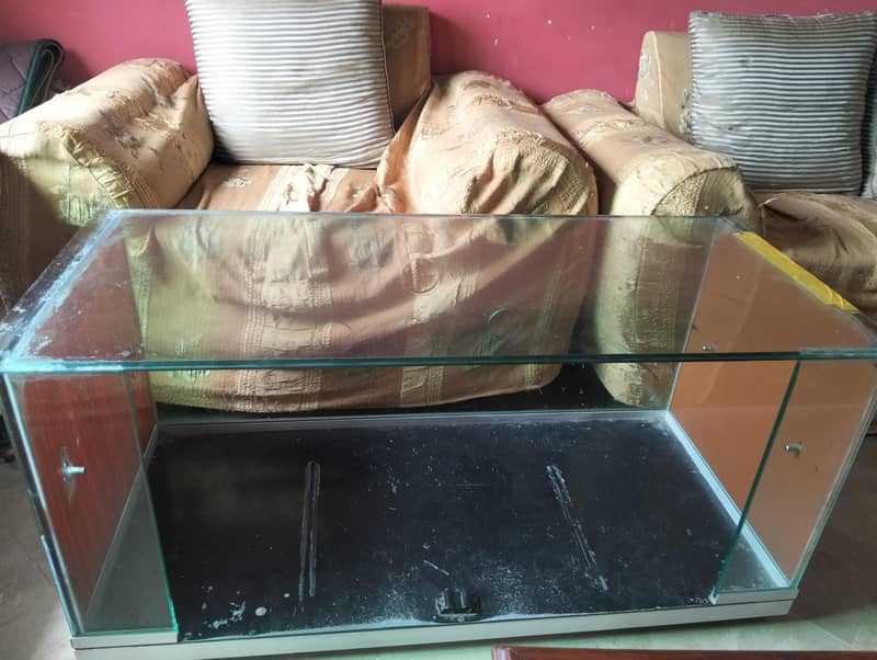glass table 1