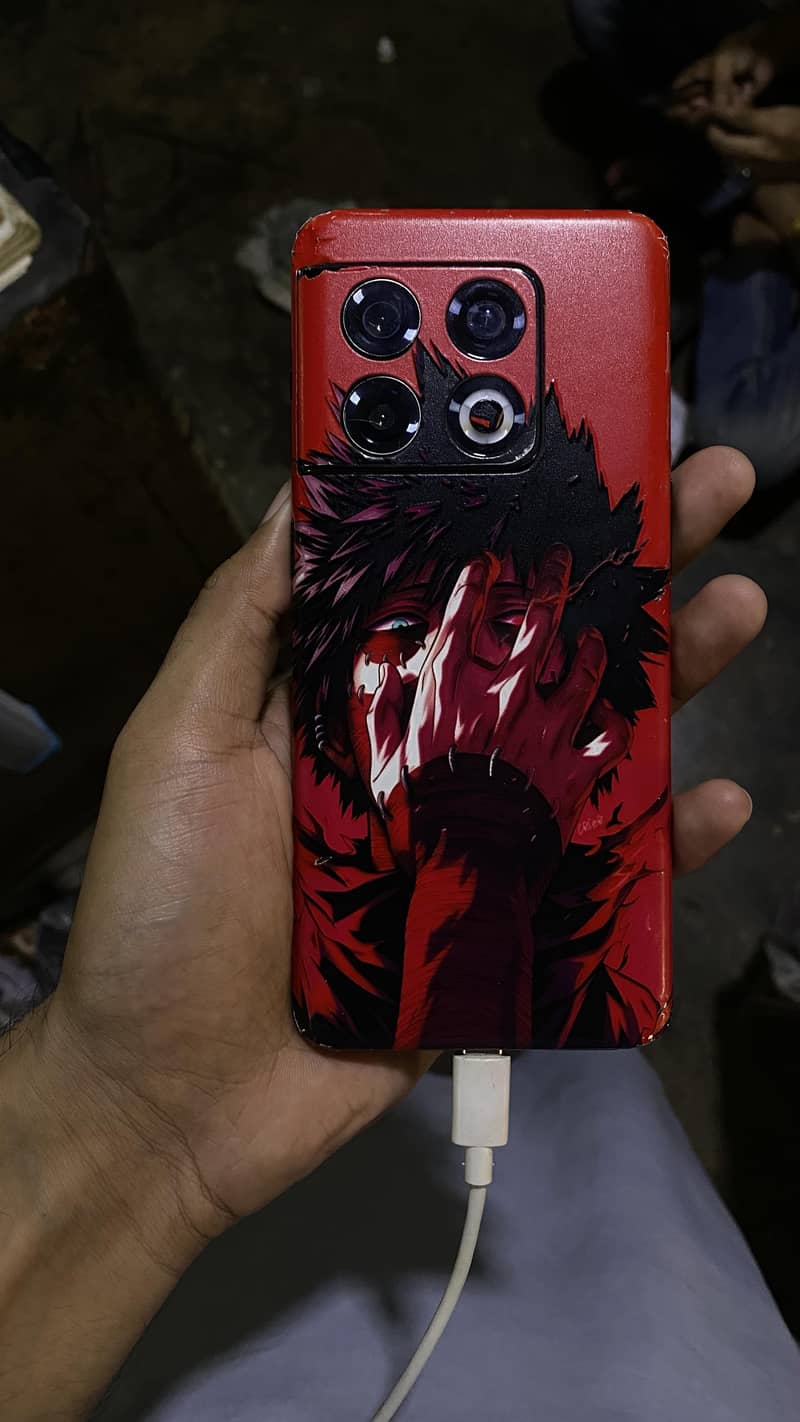 One Plus 10 Pro 4