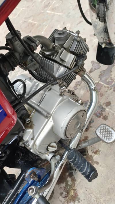 Hero 2006 model latter 2024 ka BNA huwa hai total bike 2025 main tayar
