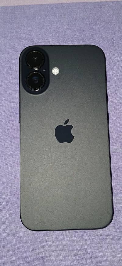Apple iPhone 16