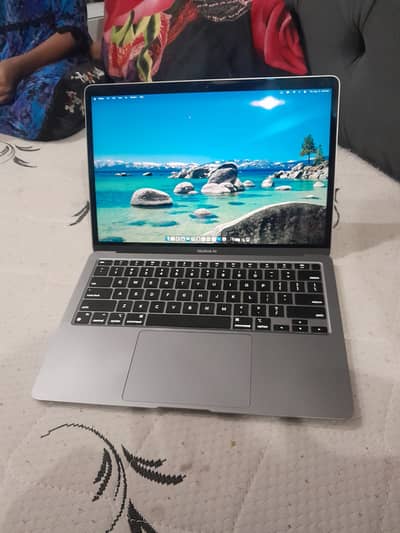 Macbook Air [M1 Chip] 8/256