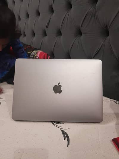 Macbook Air [M1 Chip] 8/256
