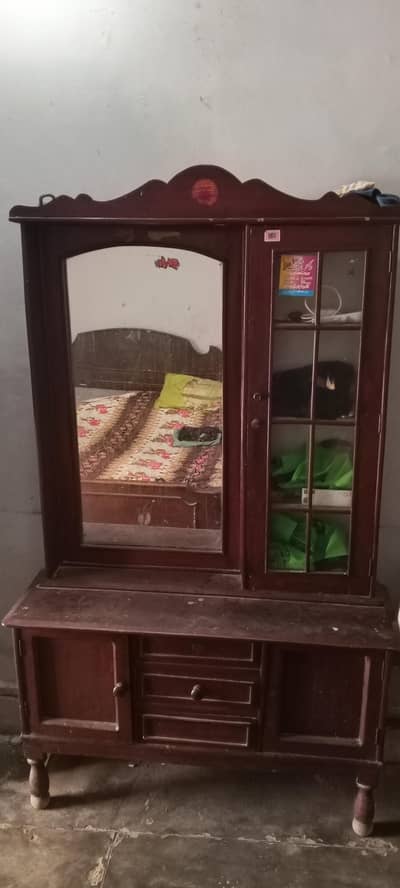 dressing table
