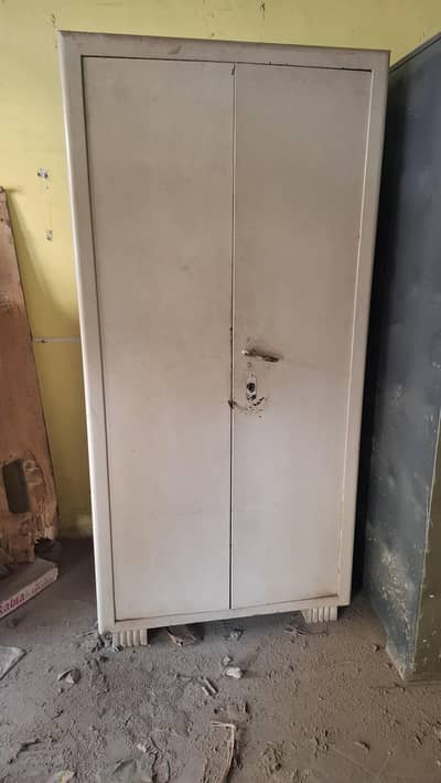 2 Iron wardrobe no rusted all okay