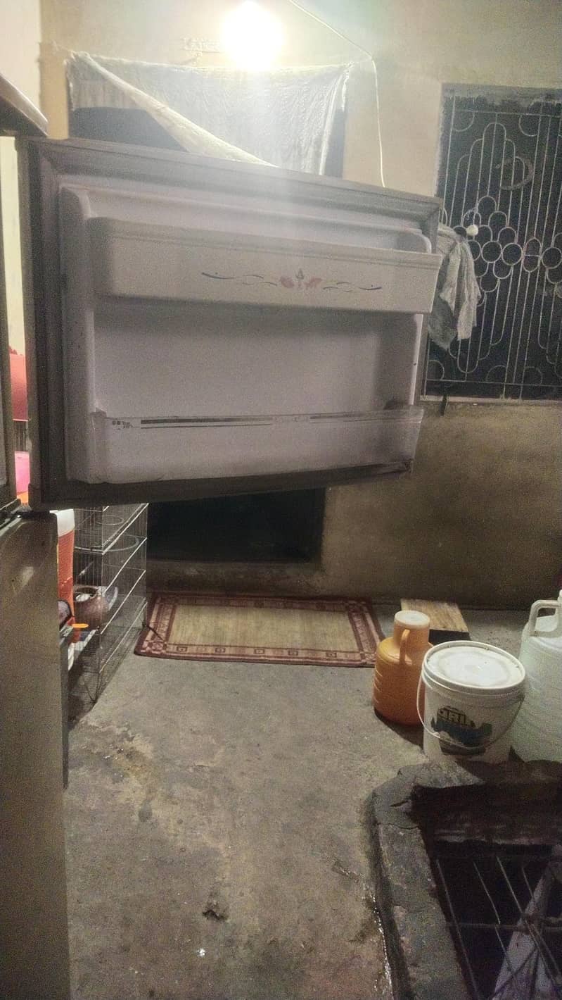 Full size waves fridge 2