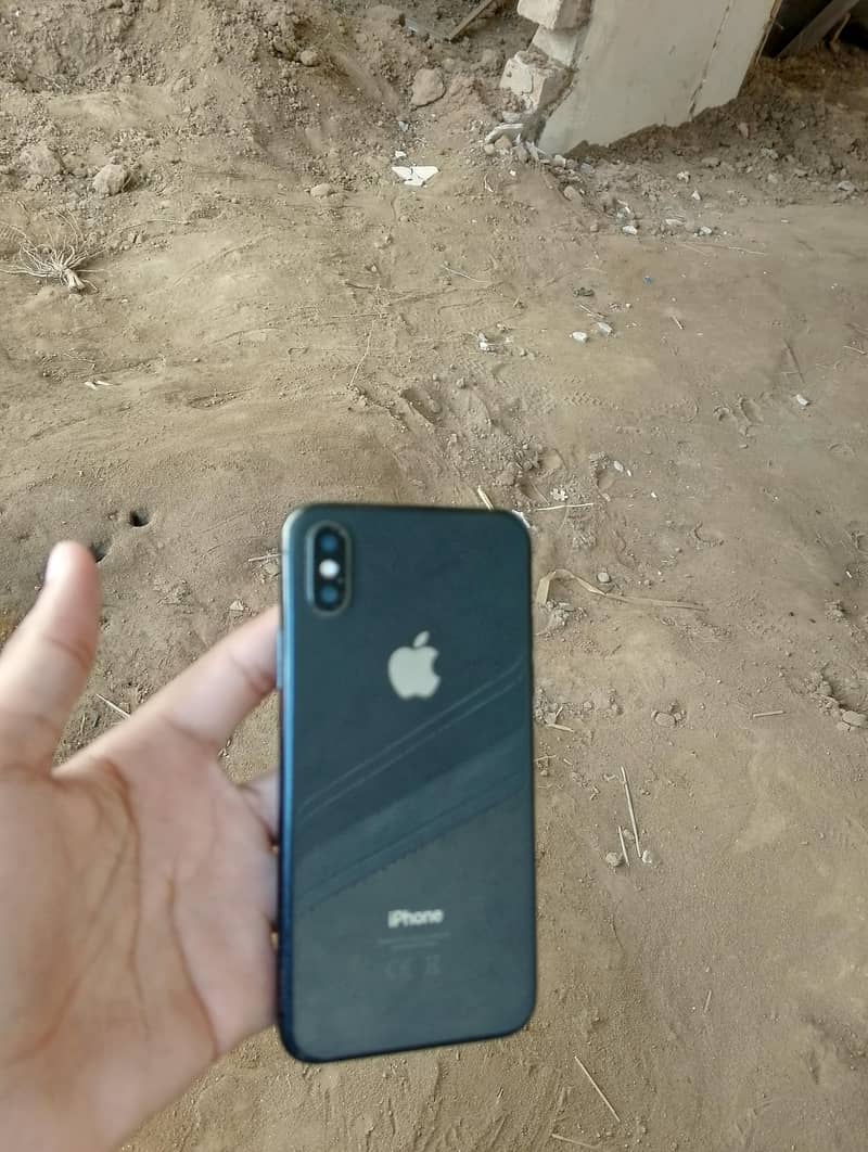 Apple iPhone X 3