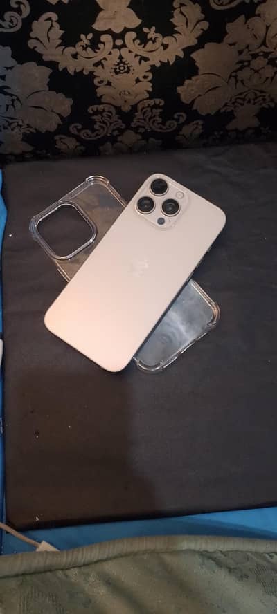 Apple iPhone 16 Pro Max