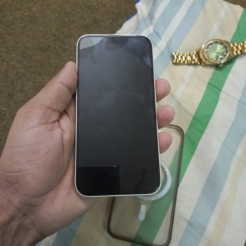 Apple iPhone 14 4