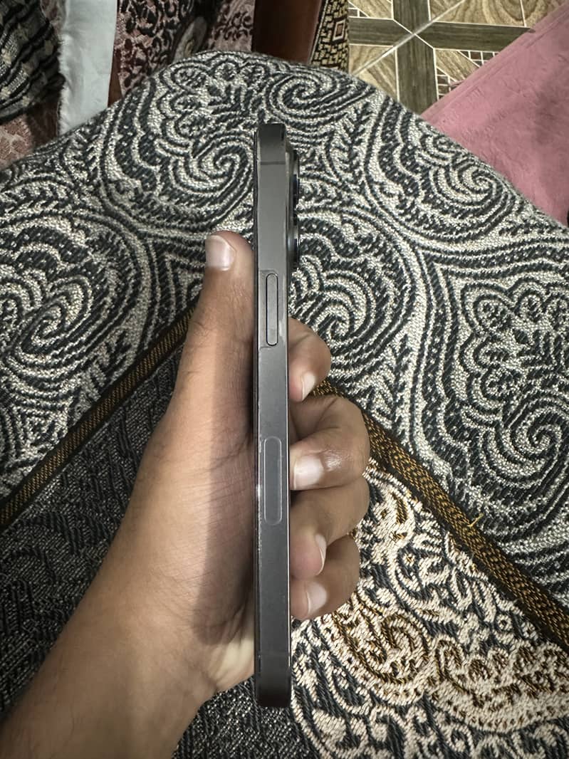 Apple iPhone 13 Pro 5