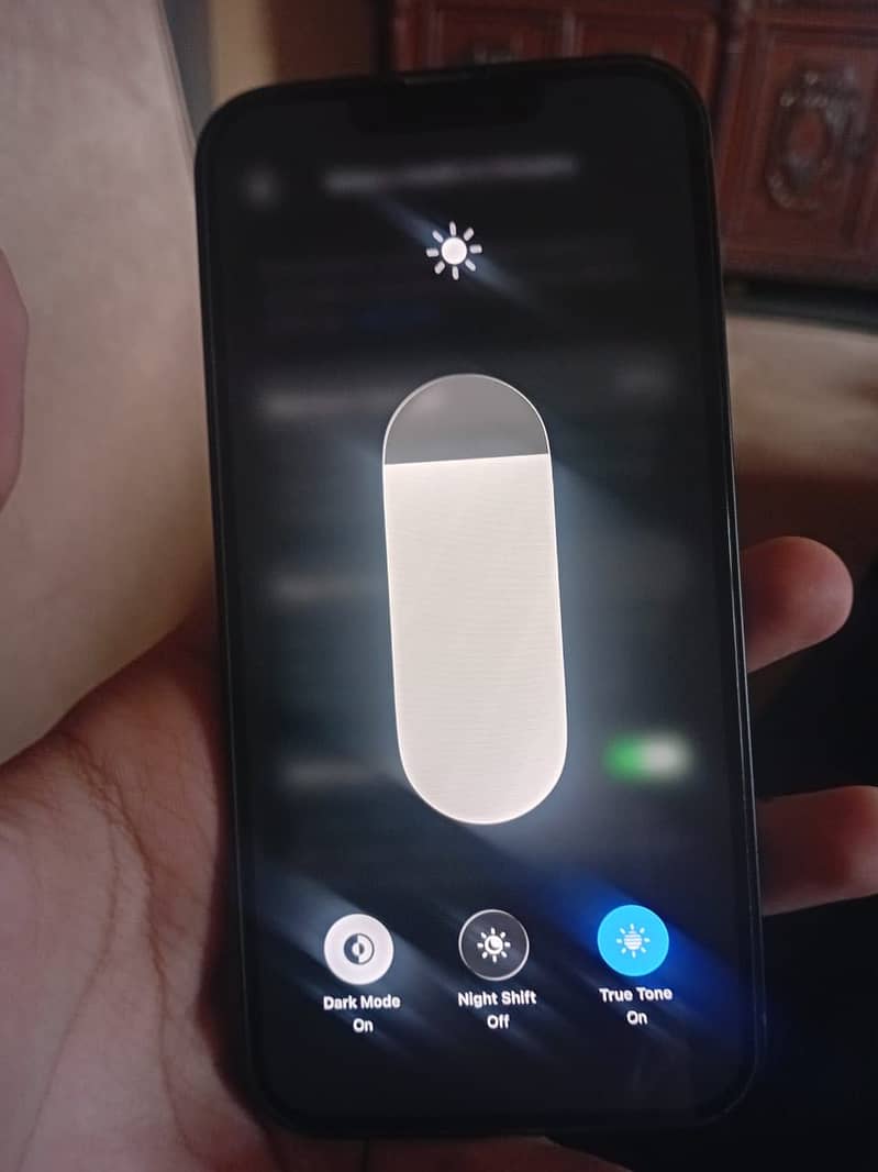Apple iPhone 13 8