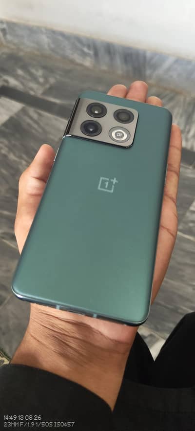 One Plus 10 Pro