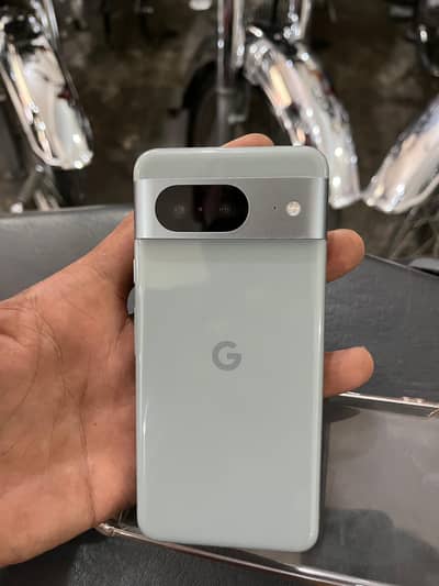 Google Pixel 8