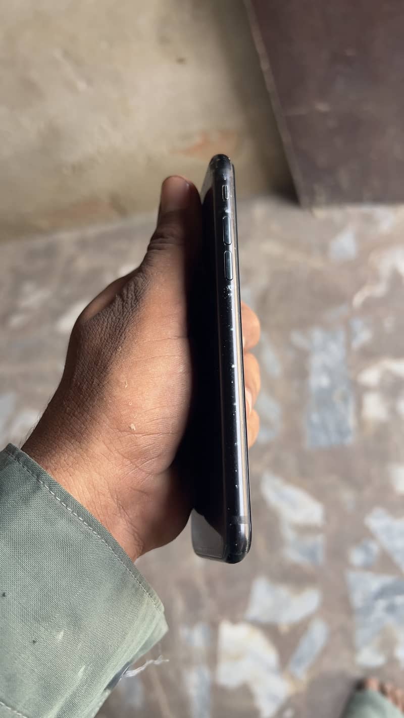 Apple iPhone SE 0