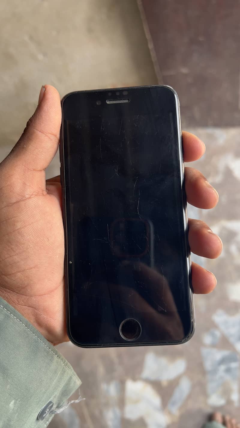 Apple iPhone SE 1