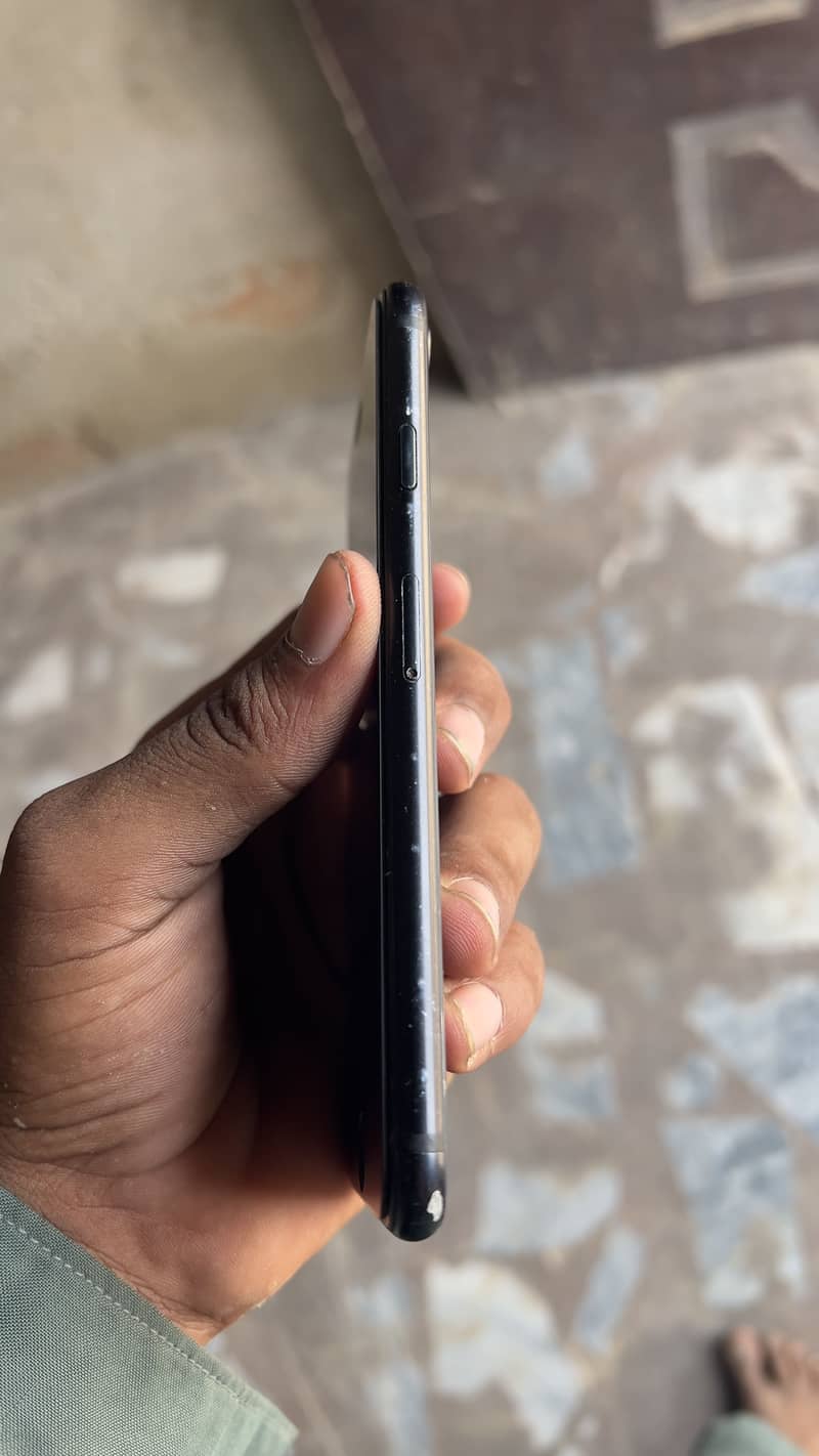 Apple iPhone SE 3