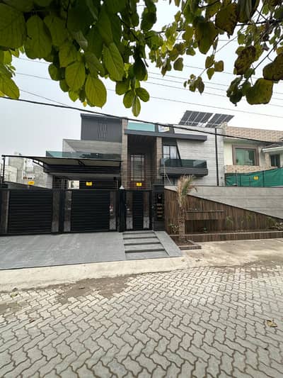 1-Kanal brand most luxurious house for sale (0321-4680642)
