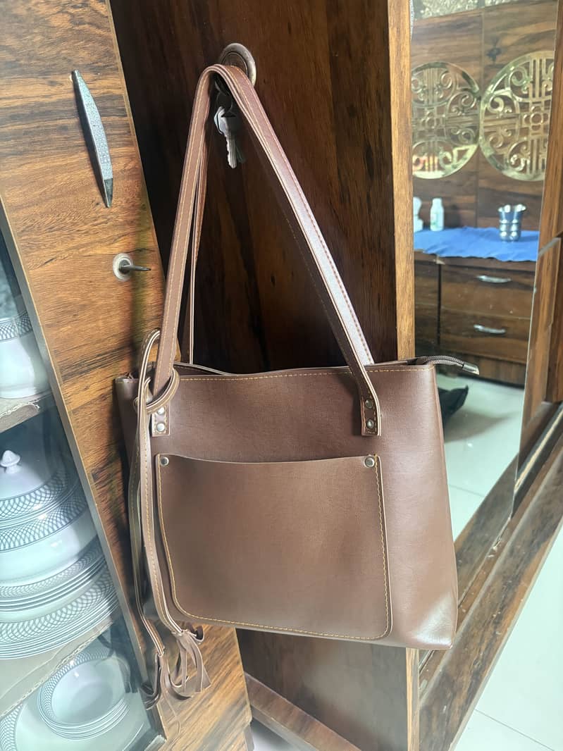 Tote bag 1
