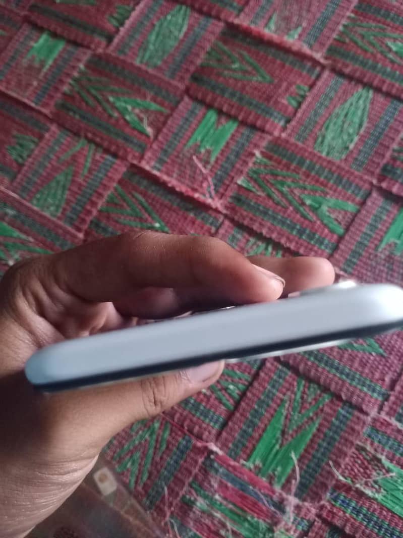 OPPO A31 4