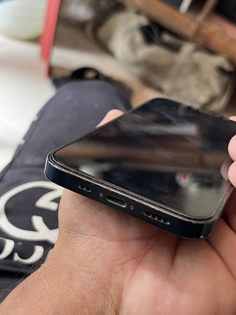 Apple iPhone 12 Pro 6