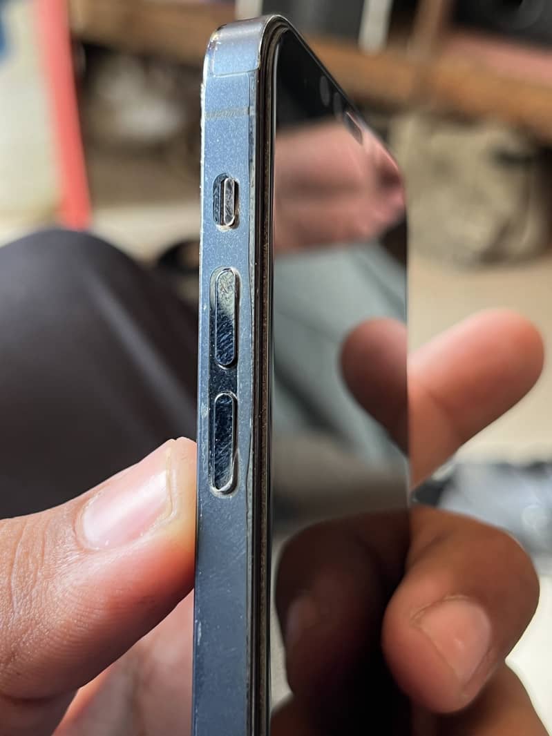 Apple iPhone 12 Pro 9