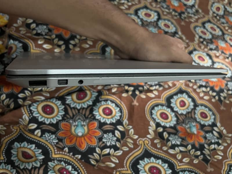Microsoft surface 2 7