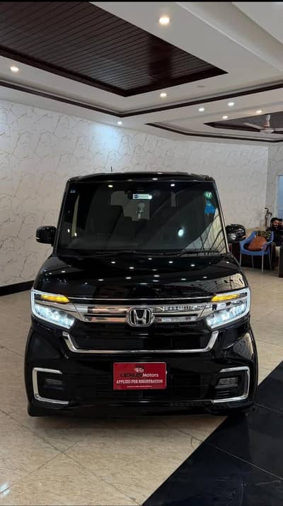 Honda N Box Custom 2021